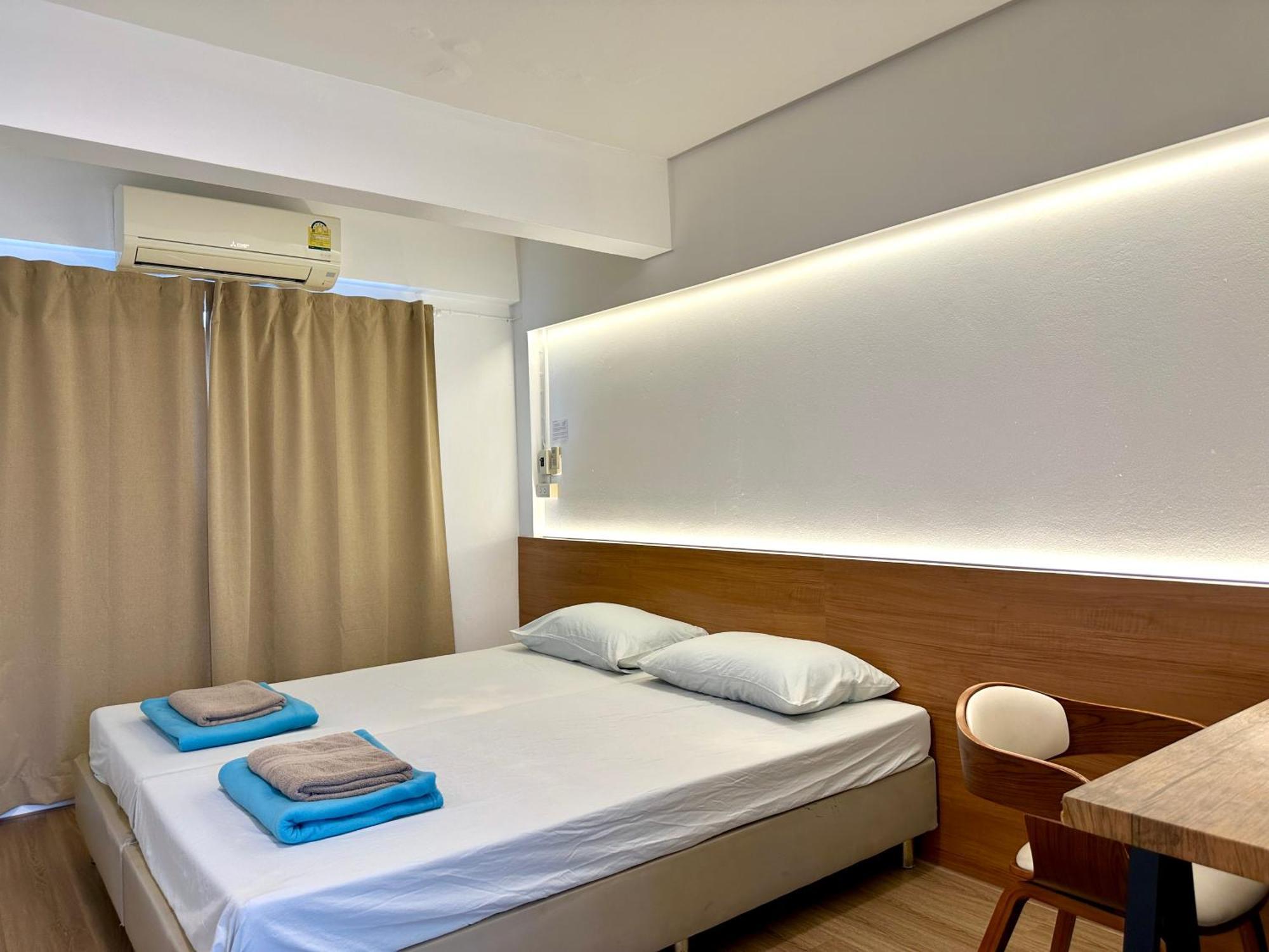 Films House Hostel Bangsaen Exterior foto